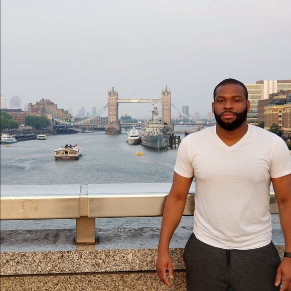 Meet your Posher, Ricardo - Picture 1 of 1